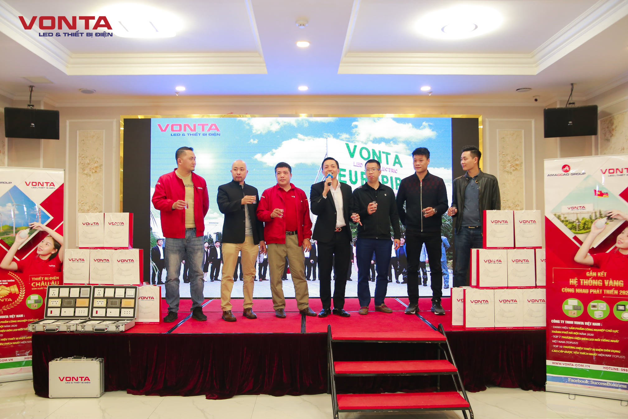 vonta trao thưởng đại lí